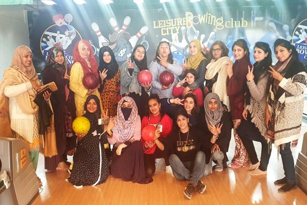 Amina Roshi earns Women Tenpin Bowling event 2020